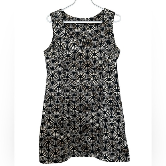 4/$20 Mexx sleeveless mini sweetheart neckline black shift dress- size 10 US - Picture 2 of 6